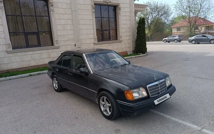 Mercedes-Benz E 220 1994 года за 1 200 000 тг. в Алматы