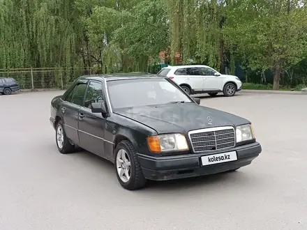 Mercedes-Benz E 220 1994 года за 1 200 000 тг. в Алматы – фото 8