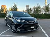 Toyota Sienna 2022 года за 25 500 000 тг. в Алматы