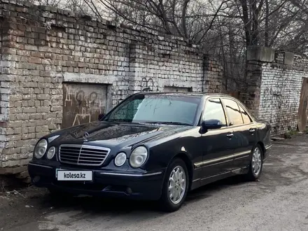 Mercedes-Benz E 280 2000 года за 3 500 000 тг. в Алматы – фото 2