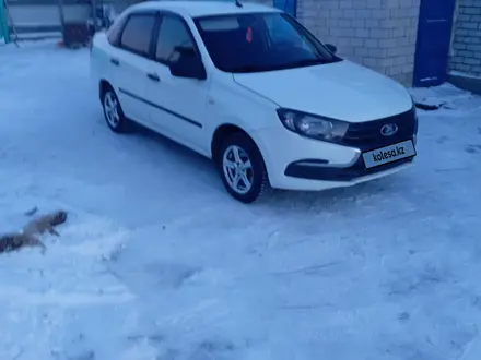 ВАЗ (Lada) Granta 2190 2019 года за 3 950 000 тг. в Семей