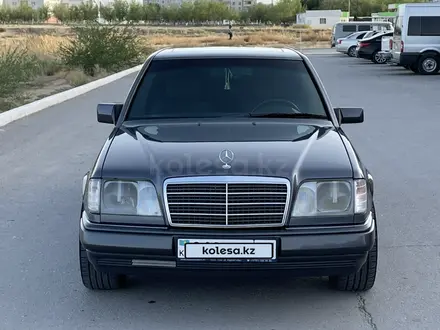 Mercedes-Benz E 220 1994 года за 3 500 000 тг. в Байконыр – фото 13