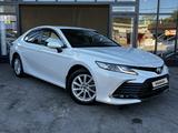 Toyota Camry 2021 годаfor14 800 000 тг. в Шымкент