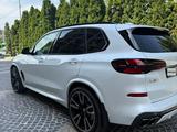 BMW X5 2025 года за 58 500 000 тг. в Алматы – фото 4