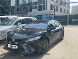 Toyota Camry 2019 года за 16 200 000 тг. в Алматы – фото 3