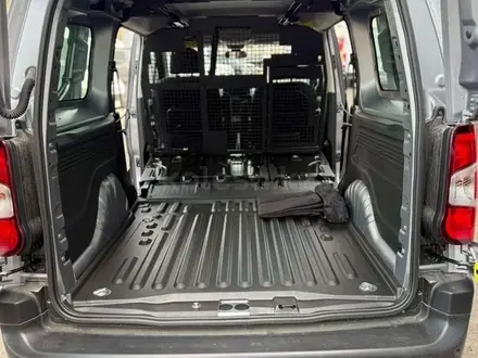 Toyota ProAce Verso 2025 года за 24 900 000 тг. в Алматы – фото 8