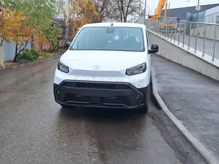 Toyota ProAce Verso 2025 года за 24 900 000 тг. в Алматы – фото 76