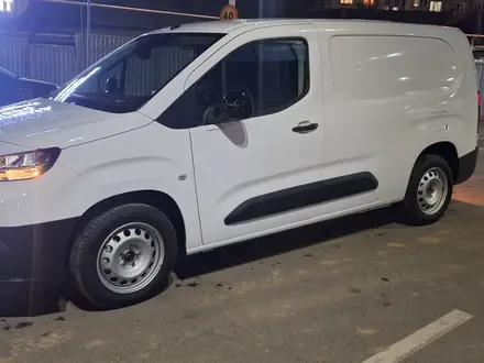 Toyota ProAce Verso 2025 года за 24 900 000 тг. в Алматы – фото 27
