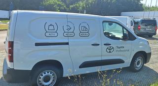 Toyota ProAce Verso 2025 года за 24 900 000 тг. в Алматы