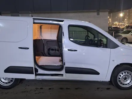 Toyota ProAce Verso 2025 года за 24 900 000 тг. в Алматы – фото 40