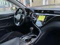 Toyota Camry 2019 года за 13 500 000 тг. в Павлодар – фото 14