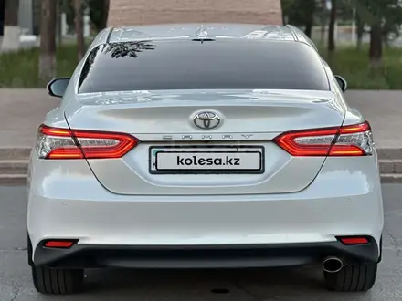 Toyota Camry 2019 года за 13 500 000 тг. в Павлодар – фото 13