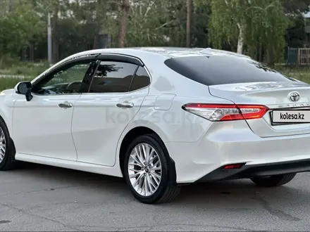 Toyota Camry 2019 года за 13 500 000 тг. в Павлодар – фото 8