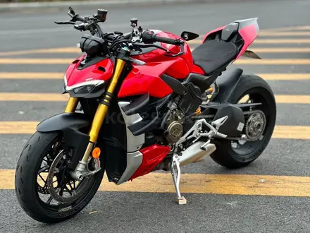 Ducati  Streetfighter V4 2021 года за 9 000 000 тг. в Алматы