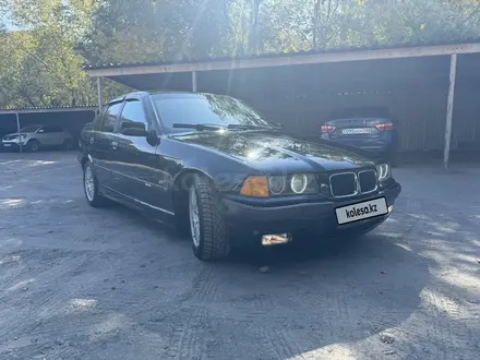 BMW 320 1995 года за 2 700 000 тг. в Темиртау