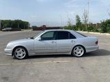 Mercedes-Benz E 320 1999 года за 4 500 000 тг. в Жаркент – фото 4