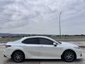 Toyota Camry 2023 года за 15 500 000 тг. в Алматы – фото 6