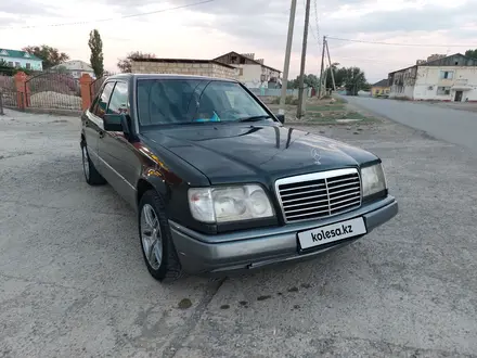 Mercedes-Benz E 280 1995 года за 2 250 000 тг. в Кызылорда – фото 23