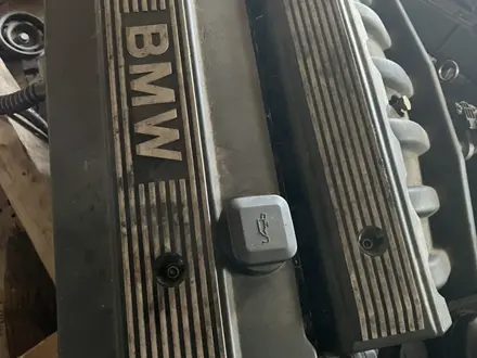 Двигатель BMW M 52 за 320 000 тг. в Караганда