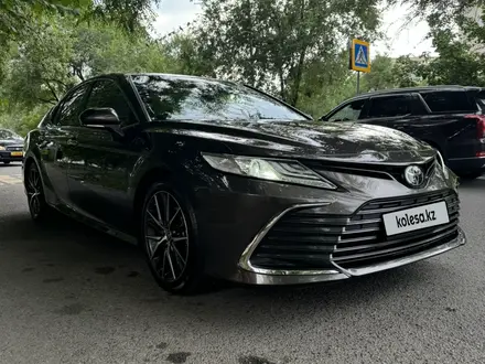 Toyota Camry 2021 года за 16 500 000 тг. в Караганда – фото 8