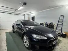 Tesla Model S, 2014