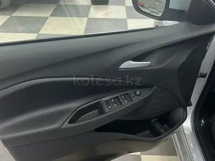Chevrolet Onix 2023 года за 6 900 000 тг. в Шымкент – фото 13