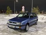 Volkswagen Golf 1991 года за 950 000 тг. в Караганда – фото 2