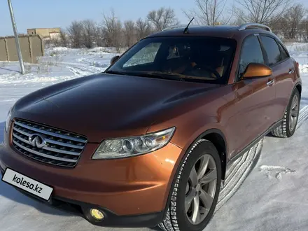 Infiniti FX35 2004 года за 4 800 000 тг. в Актобе – фото 3
