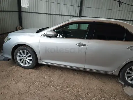 Toyota Camry 2013 года за 10 000 000 тг. в Алматы – фото 12