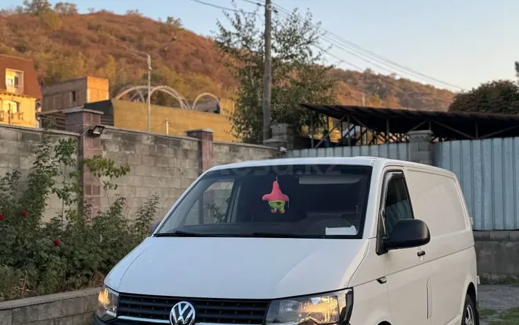 Volkswagen Transporter 2018 года за 14 700 000 тг. в Алматы