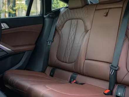 BMW X6 2020 года за 37 800 000 тг. в Алматы – фото 16