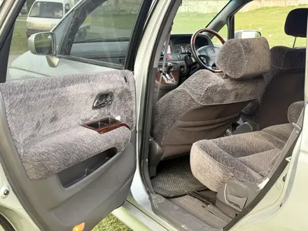 Honda Odyssey 2000 года за 4 900 000 тг. в Алматы – фото 16