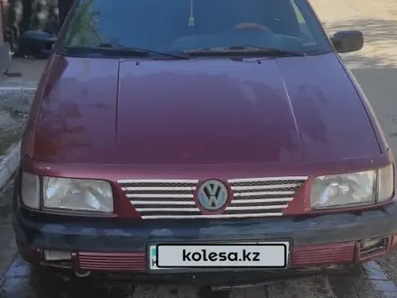 Volkswagen Passat 1992 года за 850 000 тг. в Астана