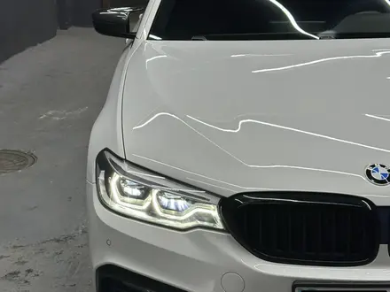 BMW 530 2018 года за 19 000 000 тг. в Алматы – фото 2