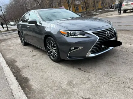 Lexus ES 350 2016 года за 17 500 000 тг. в Караганда – фото 2