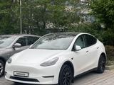 Tesla Model Y 2022 годаүшін19 500 000 тг. в Алматы – фото 2
