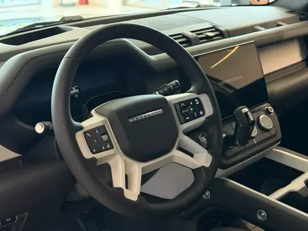 Land Rover Defender X-Dynamic SE 2026 года за 74 244 000 тг. в Костанай – фото 14