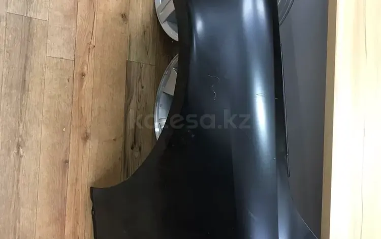 Крыло Lexus is250 за 62 000 тг. в Астана