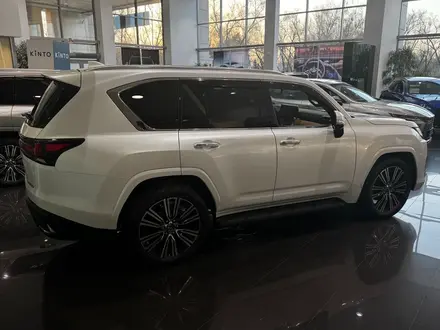 Lexus LX 600 Luxury+ 2025 года за 90 890 000 тг. в Алматы – фото 15
