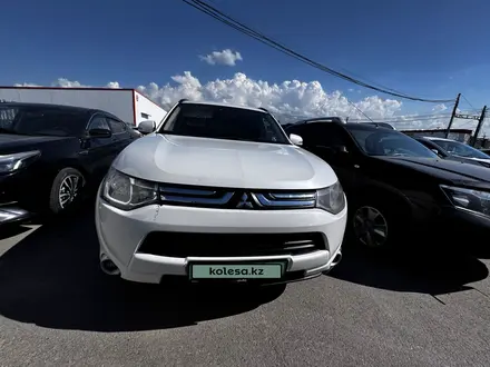 Mitsubishi Outlander 2012 года за 6 000 000 тг. в Алматы – фото 2