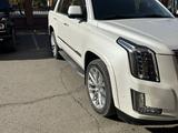 Cadillac Escalade 2019 года за 28 500 000 тг. в Петропавловск – фото 3