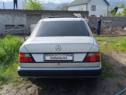 Mercedes-Benz E 300 1992 года за 1 400 000 тг. в Талгар – фото 10