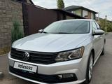 Volkswagen Passat 2018 года за 7 850 000 тг. в Алматы