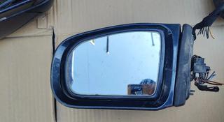 Зеркало заднего вида на Mercedes Benz W 210 за 30 000 тг. в Алматы