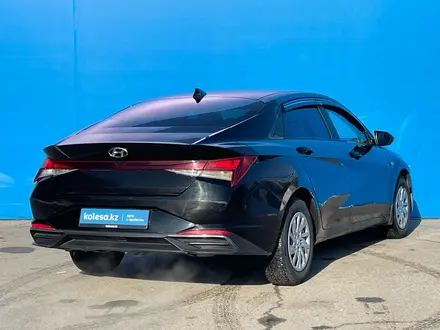 Hyundai Elantra 2021 года за 8 570 000 тг. в Алматы – фото 3