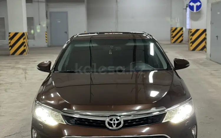 Toyota Camry 2017 года за 14 500 000 тг. в Астана