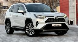 Toyota RAV4 2022 года за 17 000 000 тг. в Караганда – фото 2