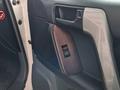 Toyota Land Cruiser Prado 2013 года за 16 800 000 тг. в Актобе – фото 21