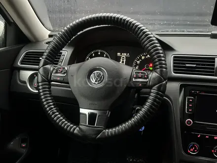 Volkswagen Passat 2014 года за 6 500 000 тг. в Актобе – фото 20
