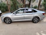 Volkswagen Jetta 2020 года за 8 900 000 тг. в Алматы – фото 2
